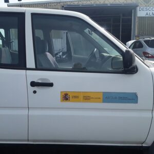 PUERTA DELANTERA DERECHA NISSAN TERRANO II (R20)