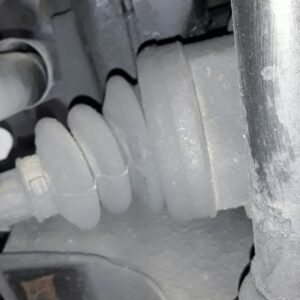 TRANSMISION DELANTERA IZQUIERDA NISSAN TERRANO II (R20)