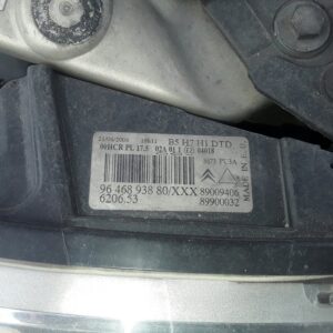 FARO DERECHO CITROEN C4 BERLINA