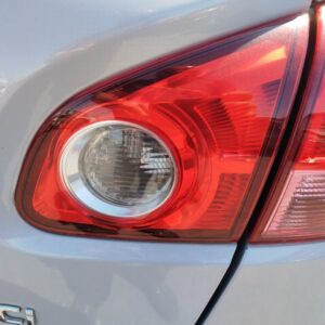 PILOTO TRASERO DERECHO INTERIOR NISSAN QASHQAI (J10)