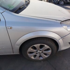 ALETA DELANTERA DERECHA OPEL ASTRA H BERLINA