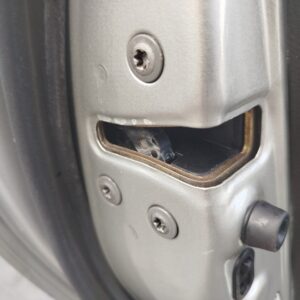 CERRADURA PUERTA TRASERA IZQUIERDA TOYOTA AVENSIS BERLINA (T25)
