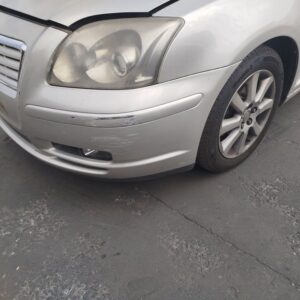 PARAGOLPES DELANTERO TOYOTA AVENSIS BERLINA (T25)
