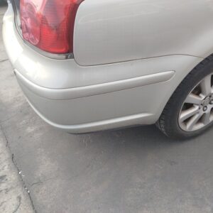 PORTON TRASERO TOYOTA AVENSIS BERLINA (T25)