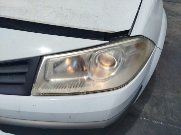 FARO IZQUIERDO RENAULT MEGANE II CLASSIC BERLINA