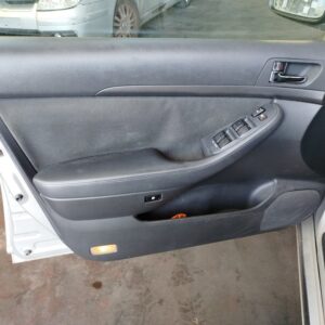 ELEVALUNAS DELANTERO IZQUIERDO TOYOTA AVENSIS BERLINA (T25)