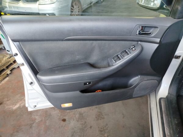 ELEVALUNAS DELANTERO IZQUIERDO TOYOTA AVENSIS BERLINA (T25)