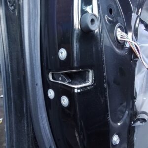 CERRADURA PUERTA DELANTERA IZQUIERDA TOYOTA YARIS (KSP9/SCP9/NLP9)