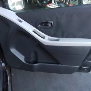 ELEVALUNAS DELANTERO DERECHO TOYOTA YARIS (KSP9/SCP9/NLP9)