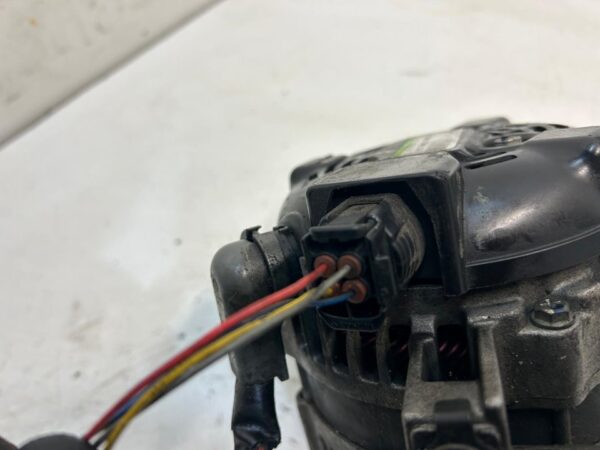 ALTERNADOR TOYOTA AVENSIS BERLINA (T25)
