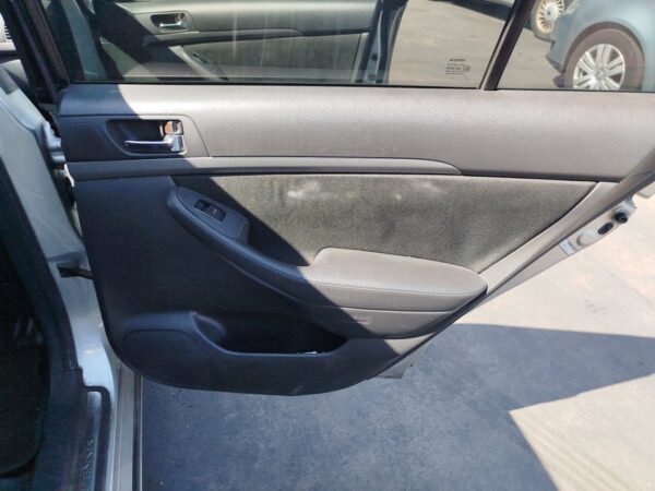 ELEVALUNAS TRASERO DERECHO TOYOTA AVENSIS BERLINA (T25)