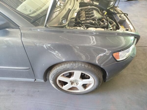 ALETA DELANTERA DERECHA VOLVO V50 FAMILIAR