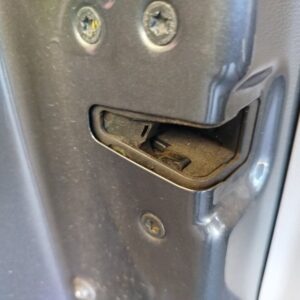 CERRADURA PUERTA DELANTERA IZQUIERDA VOLVO V50 FAMILIAR