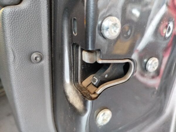CERRADURA PUERTA DELANTERA DERECHA OPEL ASTRA H BERLINA