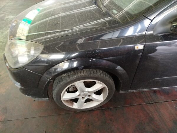ALETA DELANTERA IZQUIERDA OPEL ASTRA H BERLINA