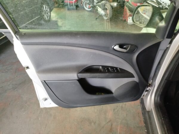 ELEVALUNAS DELANTERO IZQUIERDO SEAT ALTEA XL (5P5)