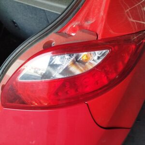 PILOTO TRASERO DERECHO MAZDA 2 BERLINA (DE)
