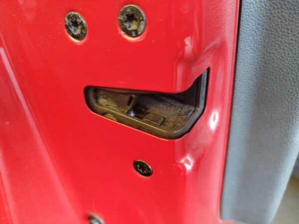 CERRADURA PUERTA DELANTERA IZQUIERDA VOLVO S40 BERLINA