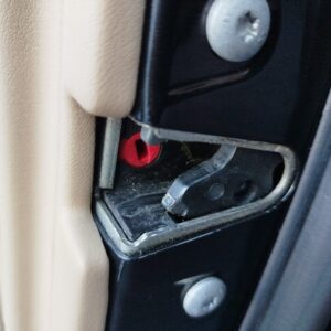 CERRADURA PUERTA TRASERA DERECHA BMW SERIE 5 BERLINA (E39)