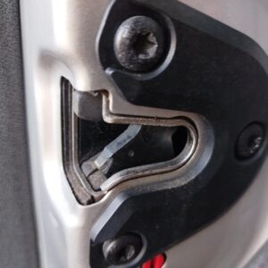 CERRADURA PUERTA TRASERA DERECHA OPEL VECTRA C CARAVAN