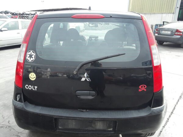 PORTON TRASERO MITSUBISHI COLT BERLINA 3 (Z30)