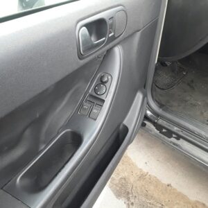ELEVALUNAS DELANTERO IZQUIERDO AUDI A3 (8L)