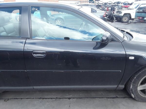PUERTA DELANTERA DERECHA AUDI A3 (8L)