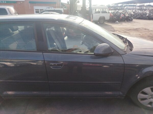 PUERTA DELANTERA DERECHA AUDI A3 (8P1)