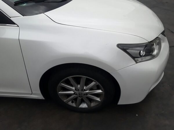 ALETA DELANTERA DERECHA LEXUS CT (ZWA10)