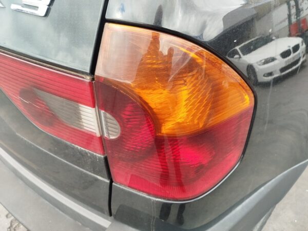 PILOTO TRASERO DERECHO BMW SERIE X3 (E83)