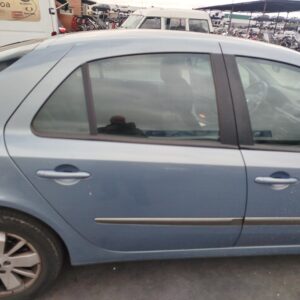 PUERTA TRASERA DERECHA RENAULT LAGUNA II (BG0)
