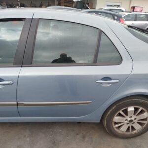 PUERTA TRASERA IZQUIERDA RENAULT LAGUNA II (BG0)