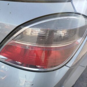 PILOTO TRASERO DERECHO OPEL ASTRA H BERLINA