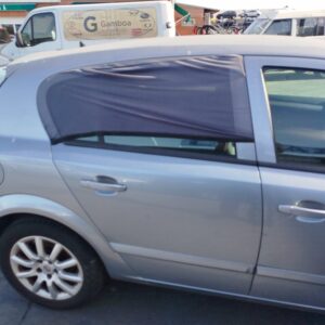 PUERTA TRASERA DERECHA OPEL ASTRA H BERLINA