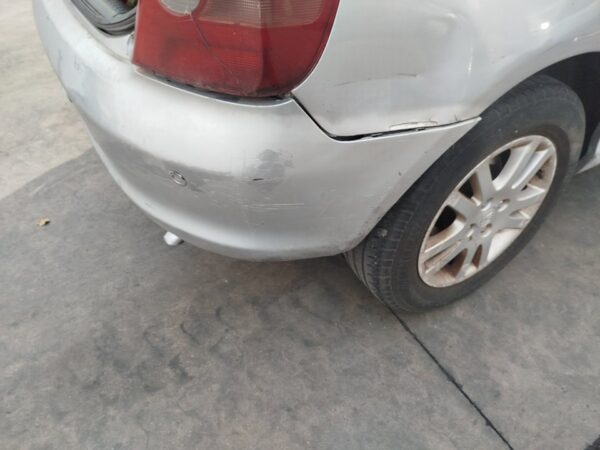 PARAGOLPES TRASERO HONDA CIVIC BERLINA 3 PUERTAS (EP)