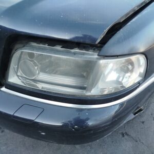 FARO IZQUIERDO AUDI A8 (D2)