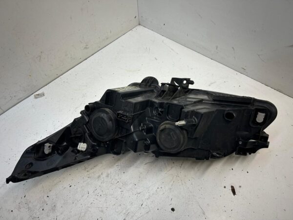 FARO DERECHO CITROEN C4 BERLINA