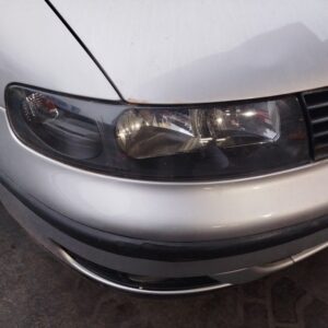 FARO DERECHO SEAT TOLEDO (1M2)
