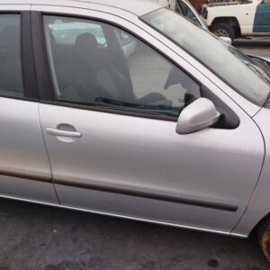 PUERTA DELANTERA DERECHA SEAT TOLEDO (1M2)