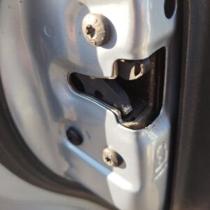 CERRADURA PUERTA TRASERA IZQUIERDA FORD FIESTA (CBK)