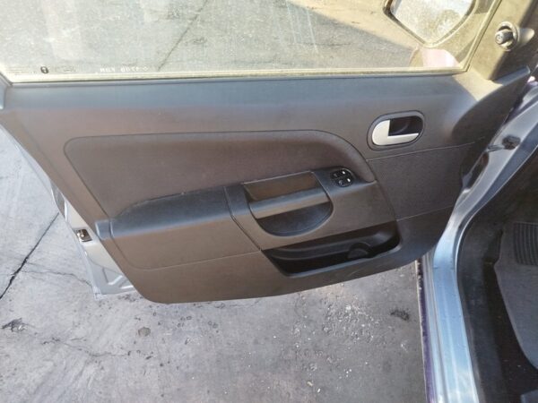 ELEVALUNAS DELANTERO IZQUIERDO FORD FIESTA (CBK)