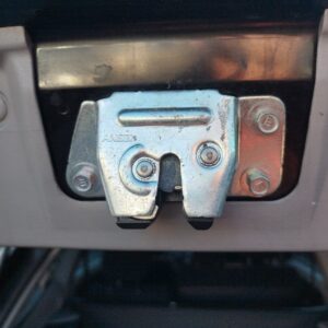 CERRADURA MALETERO / PORTON MITSUBISHI GRANDIS (NA0W)