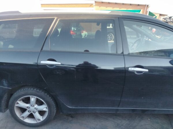 PUERTA TRASERA DERECHA MITSUBISHI GRANDIS (NA0W)