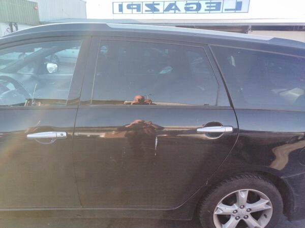 PUERTA TRASERA IZQUIERDA MITSUBISHI GRANDIS (NA0W)