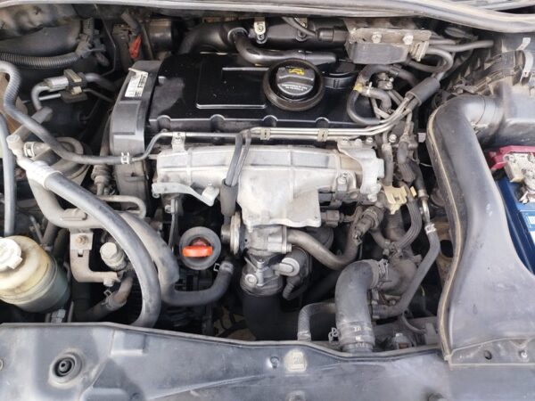 TRANSMISION DELANTERA DERECHA MITSUBISHI GRANDIS (NA0W)