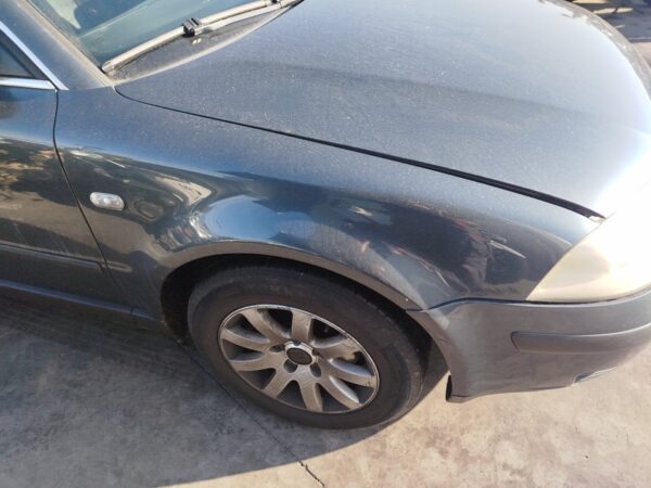 ALETA DELANTERA DERECHA VOLKSWAGEN PASSAT BERLINA (3B3)