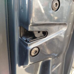 CERRADURA PUERTA DELANTERA DERECHA VOLKSWAGEN PASSAT BERLINA (3B3)