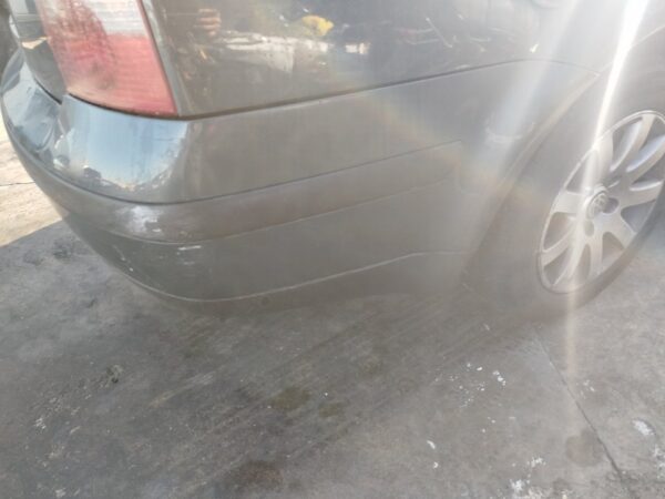 PARAGOLPES TRASERO VOLKSWAGEN PASSAT BERLINA (3B3)