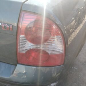 PILOTO TRASERO DERECHO VOLKSWAGEN PASSAT BERLINA (3B3)