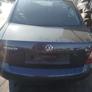 TAPA MALETERO VOLKSWAGEN PASSAT BERLINA (3B3)